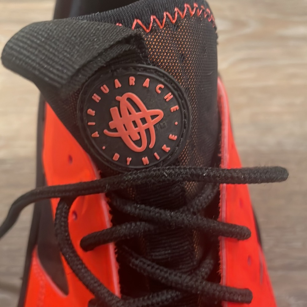 Nike Air Hurache - image 3